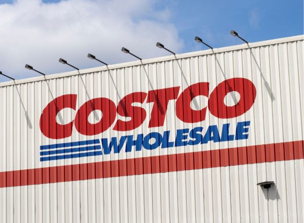 Costco Shoppers Fawn Over “Juicy” & “Delicious” BBQ Item