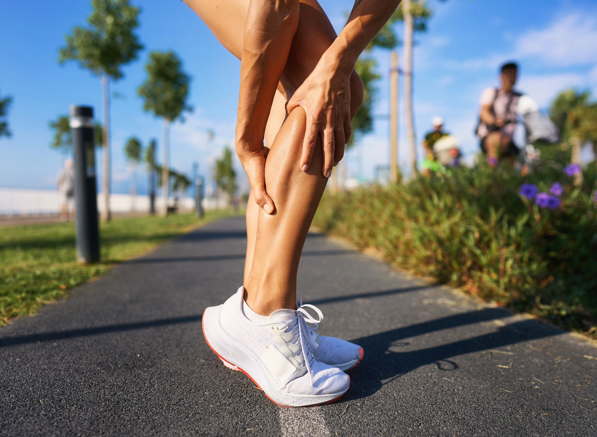 6 Reasons You Cramp While Working Out And How To Fix It   Runner Muscle Cramping 