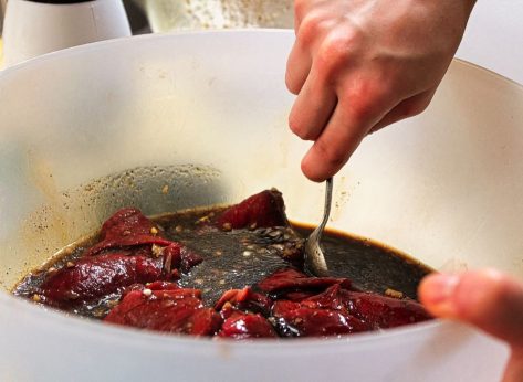 This Is How Long You Should Marinate Steak