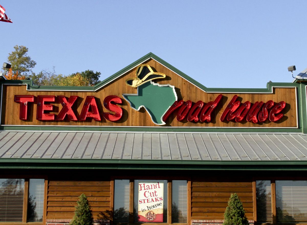 Texas roadhouse outlet grill near me