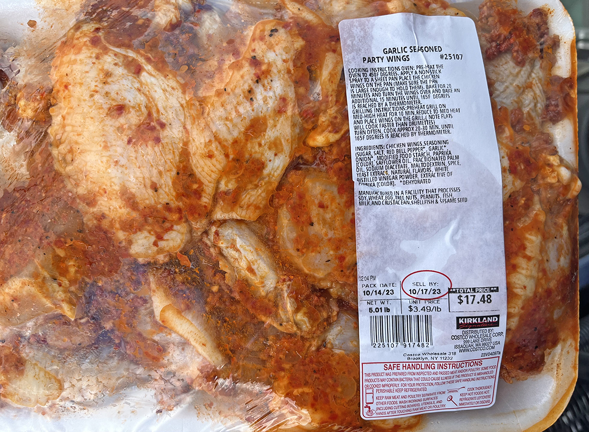 i-tried-all-the-chicken-wings-at-costco-these-were-the-best