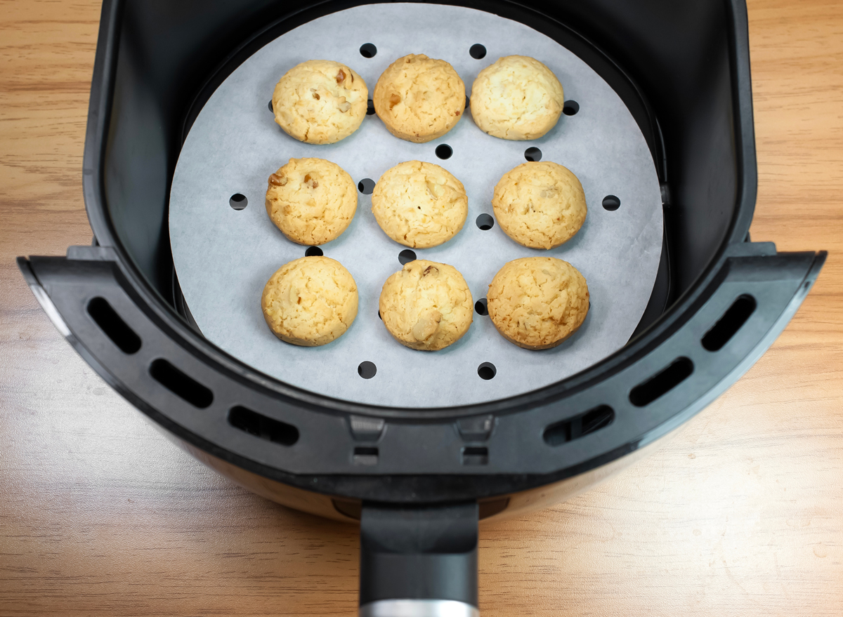 How to Make Air Fryer Cookies, According to a Chef