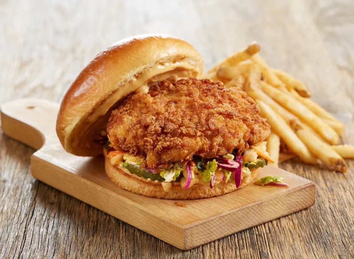 11 Unhealthiest Chicken Sandwiches At Major Restaurant Chains