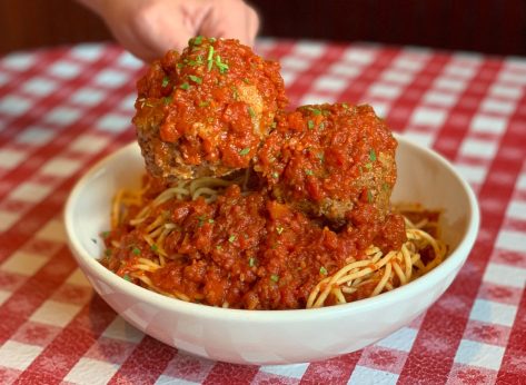 A Popular Italian Restaurant Chain Just Closed 13 Locations