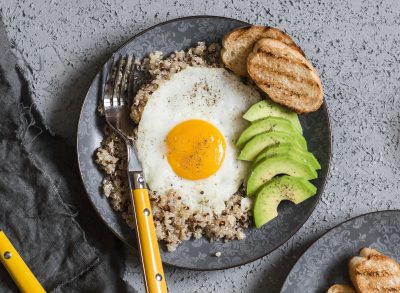 healthy egg breakfast, concept of how many calories in an egg