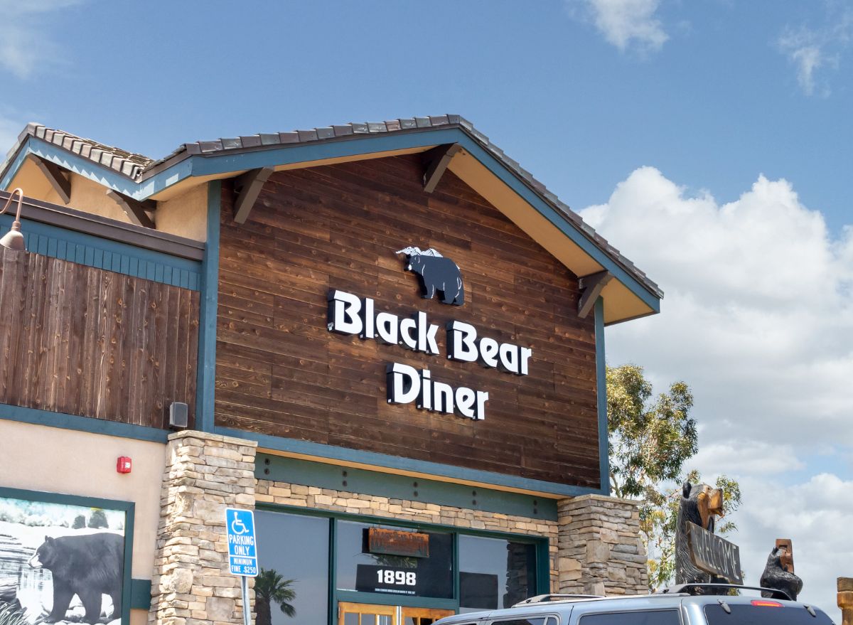 Black Bear Diner Plans To Open 14 New Restaurants In 2024 247 News   Black Bear Diner Exterior 