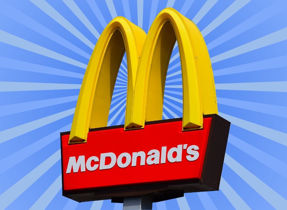 McDonald S Plans To Open Thousands Of New Restaurants In 2024   McDonalds Sign 