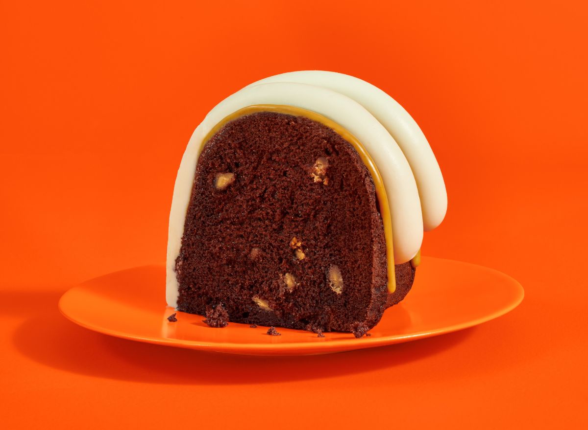 nothing bundt cakes reeses chocolate peanut butter cake slice