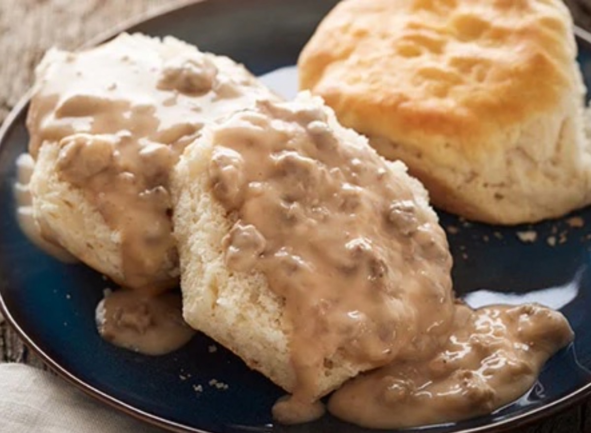 11 Breakfast Chains That Serve the Best Biscuits & Gravy