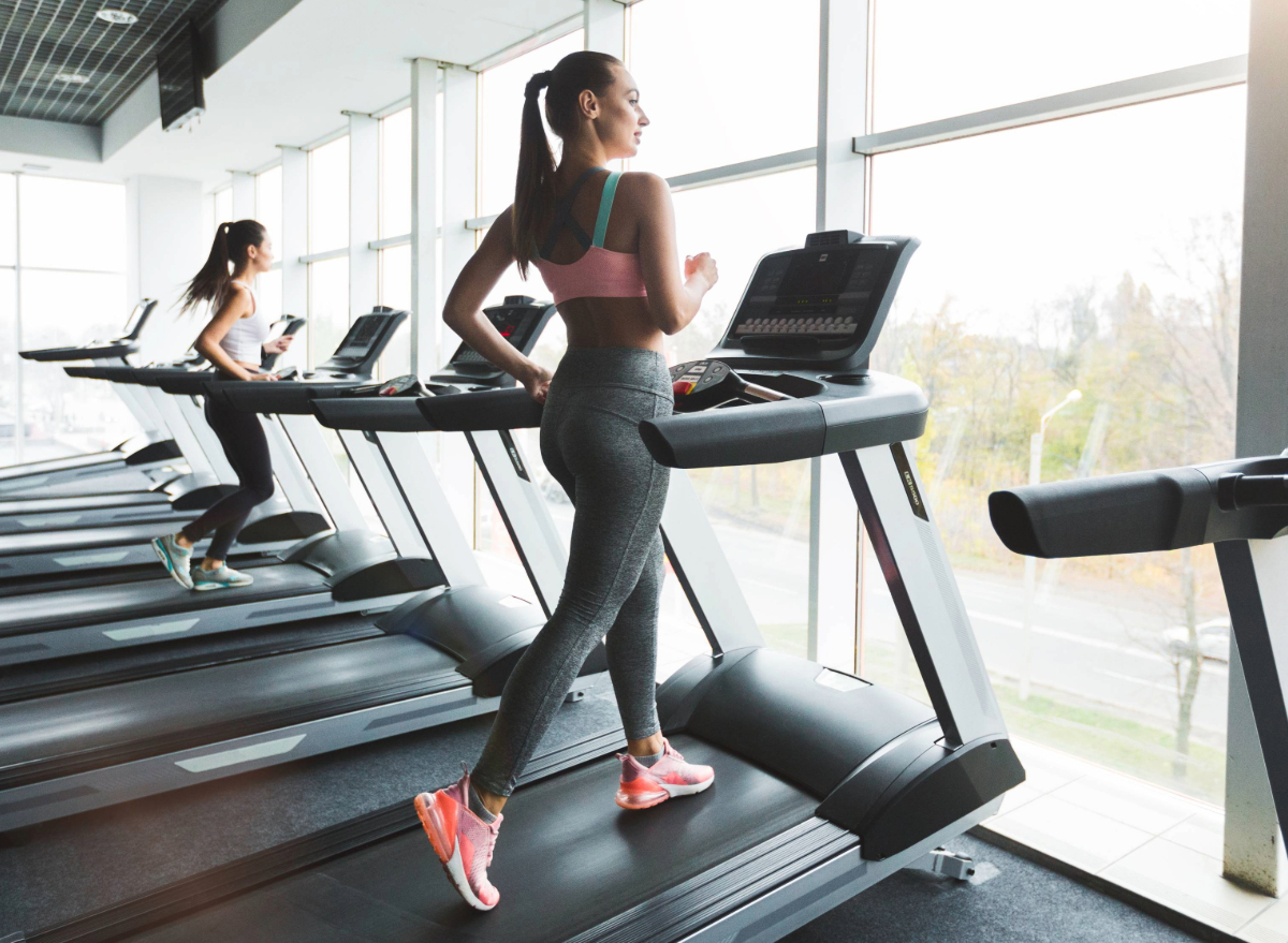 5 Treadmill Walking Workouts for Weight Loss