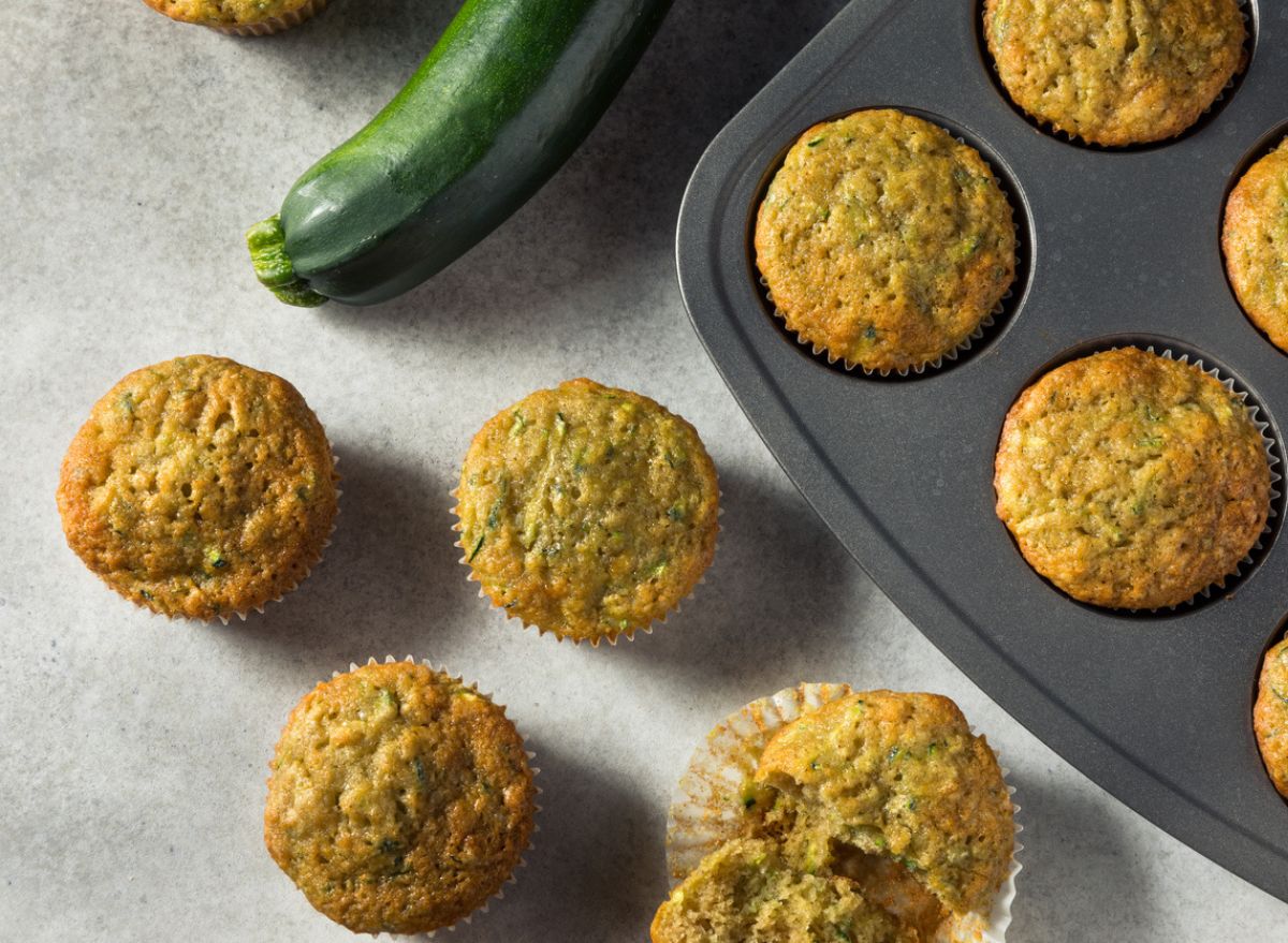 zucchini muffins