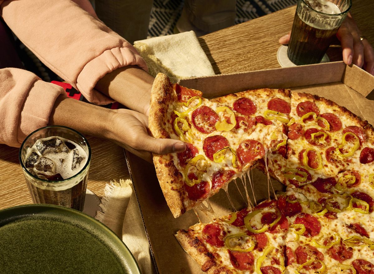 Domino’s Launches New York-Style Pizza Pies