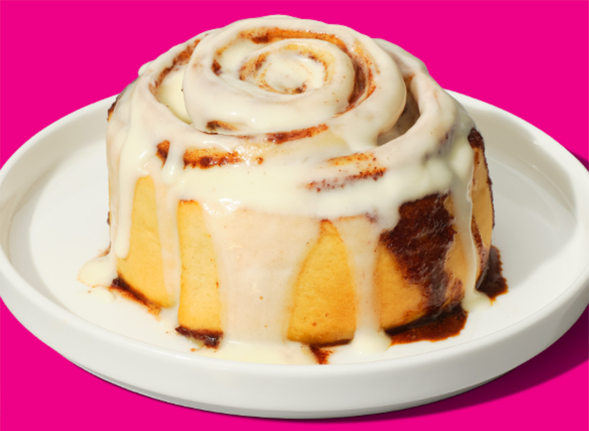 Cinnabon Classic Roll