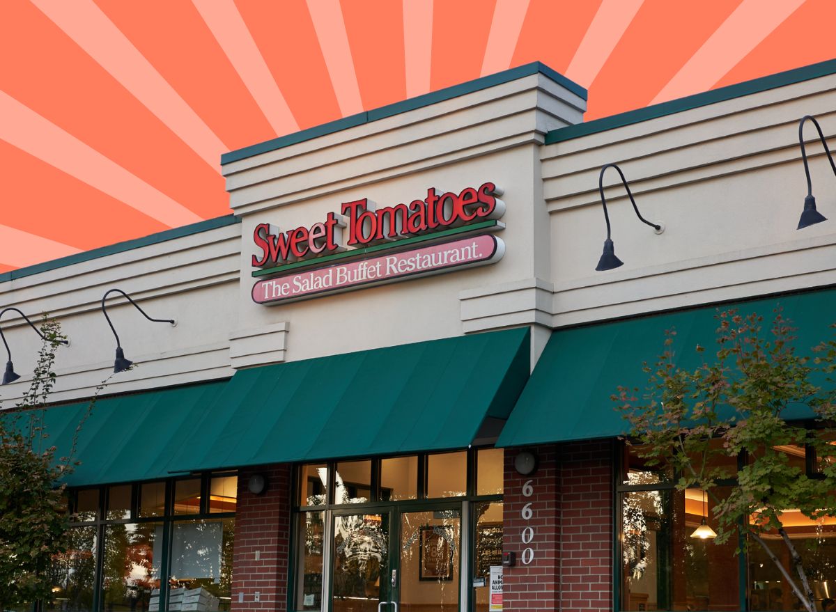 Sweet Tomatoes exterior on striped red background