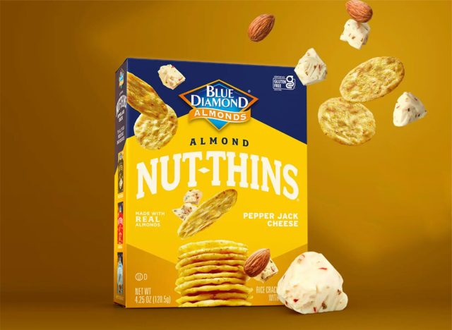 Blue Diamond Pepper Jack Almond Nut Thins