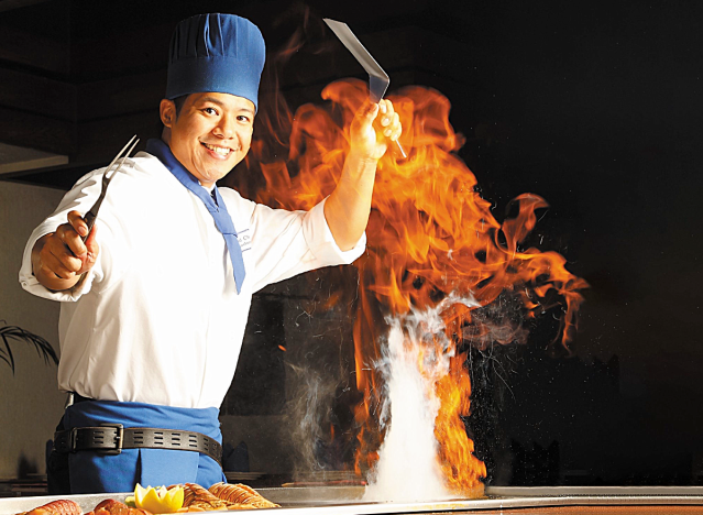 a hibachi chef from tanaka of tokyo