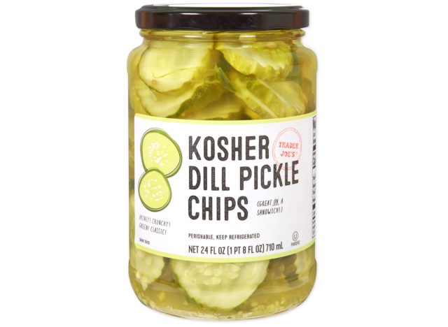 trader joe's kosher dill pickle chips