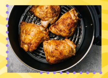 four chicken thighs in an air fryer