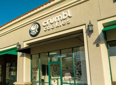 Crumbl Cookies exterior