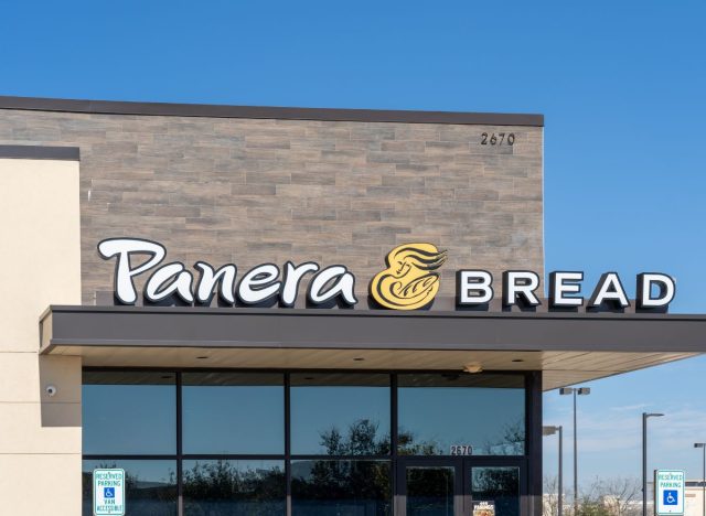 Panera Bread exterior