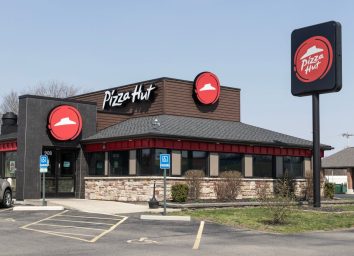 Pizza Hut exterior