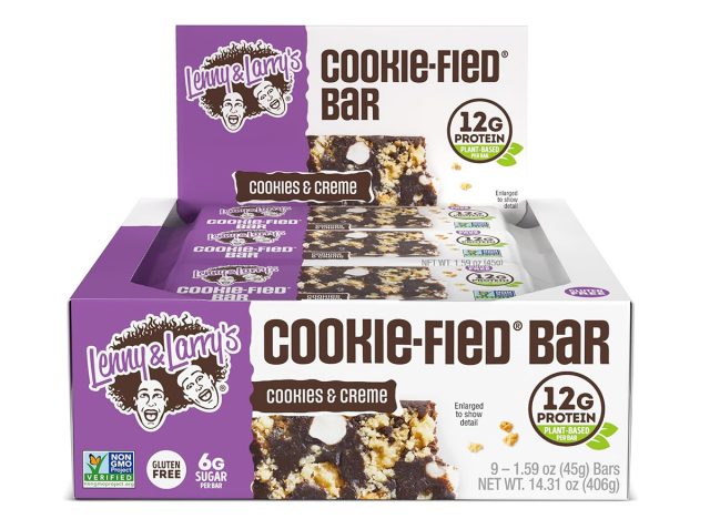 Lenny & Larry's Cookies & Creme Cookie-fied Bar