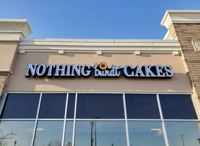 nothing bundt cakes storefront