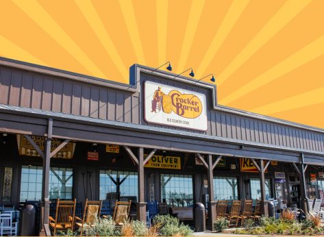 Cracker Barrel Is Finally Making a Comeback