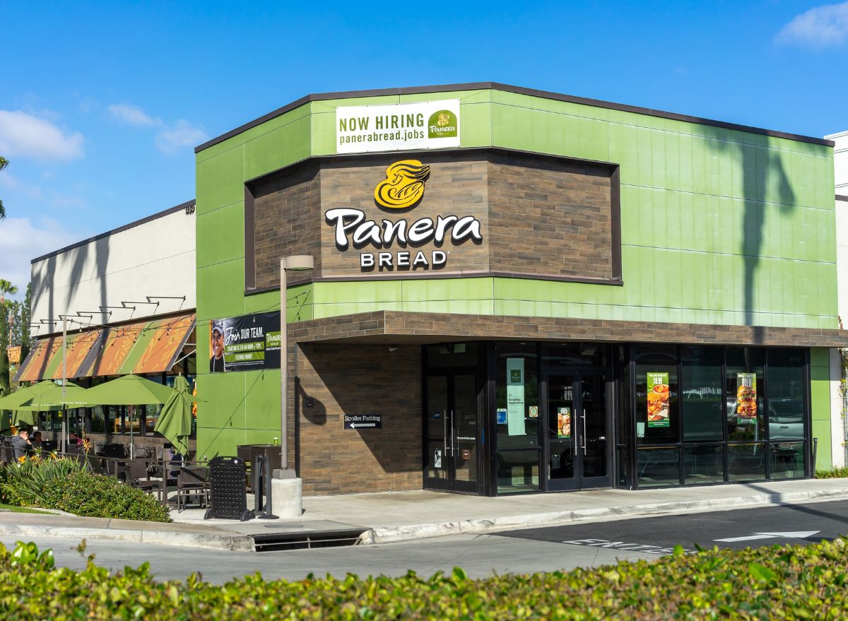 Panera Bread exterior