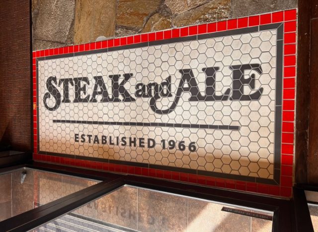 Steak and Ale sign