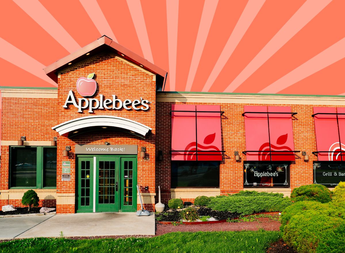 applebee's restaurant on a designed red background