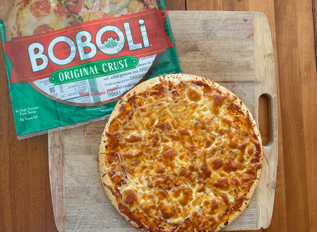 boboli pizza crust package and pizza 