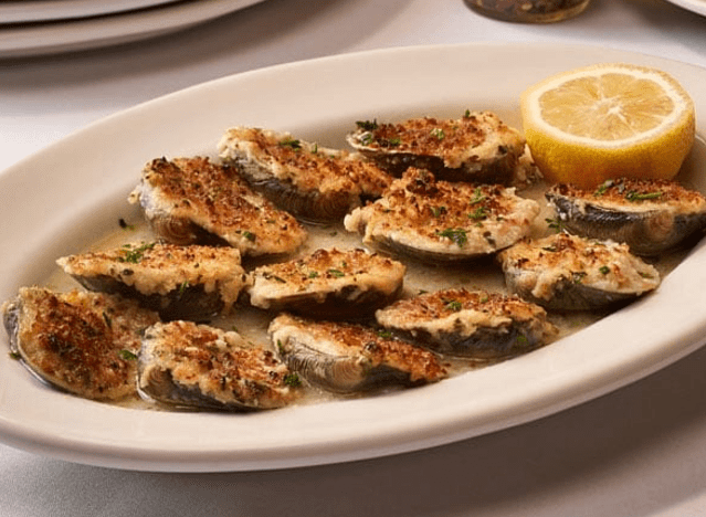 carmine's baked clams