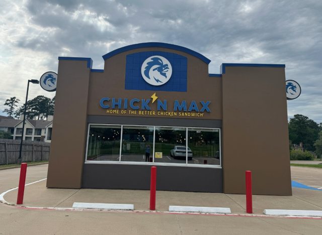 chick n max storefront