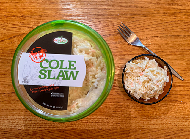 golden taste coleslaw container and dish