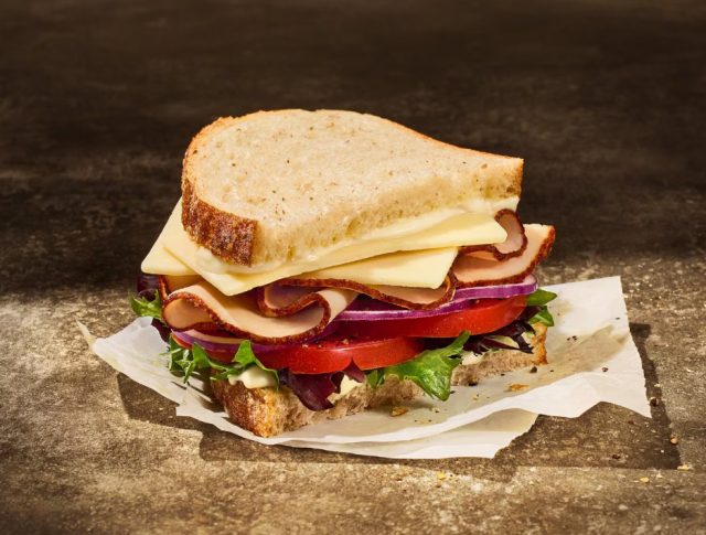 Panera ½ Turkey & Cheddar Sandwich 