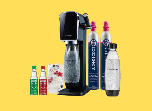 SodaStream Art Sparkling Water Maker Bundle 