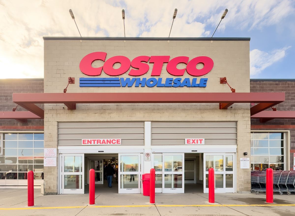 Costco warehouse exterior