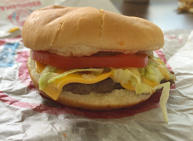 wendy's jr cheeseburger deluxe