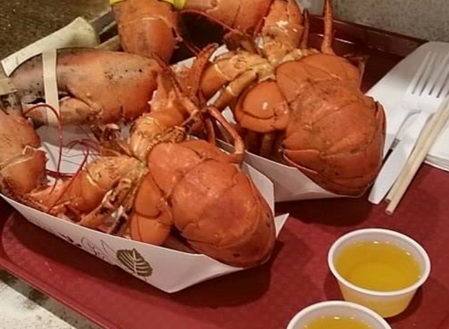 brown's lobster pound lobsters