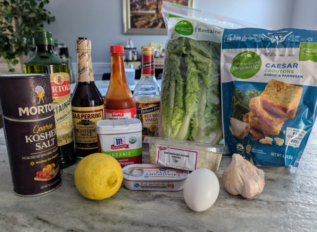 caesar salad ingredients 