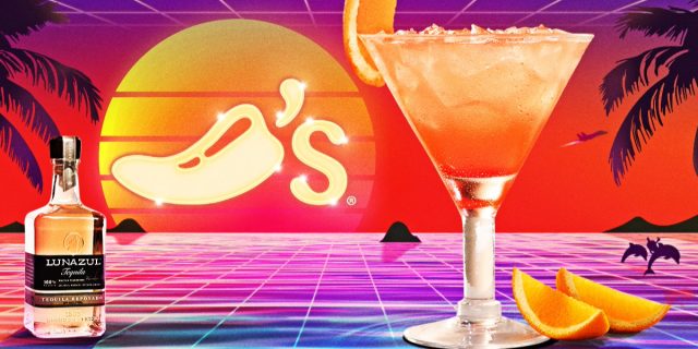 chili's sunrise dream margarita on a tropical background