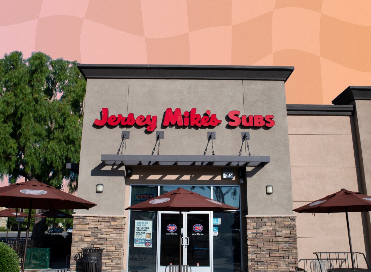 Jersey Mike's Subs exterior with background design