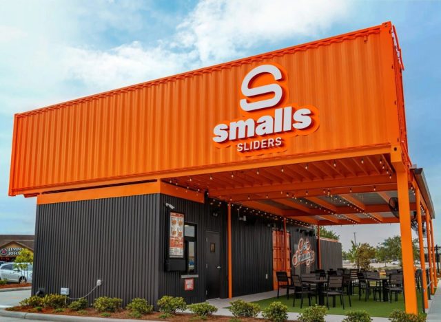 smalls sliders restaurant