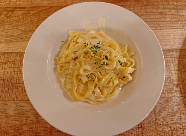 Fettuccine Alfredo at Bravo!