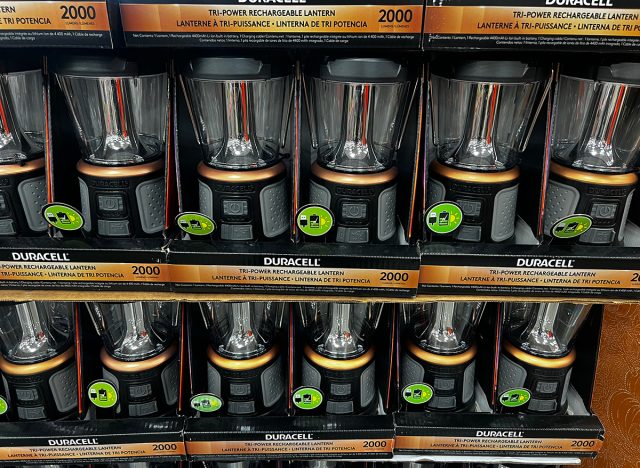 Duracell 2000 Lumen Tri-Power Lantern at Costco