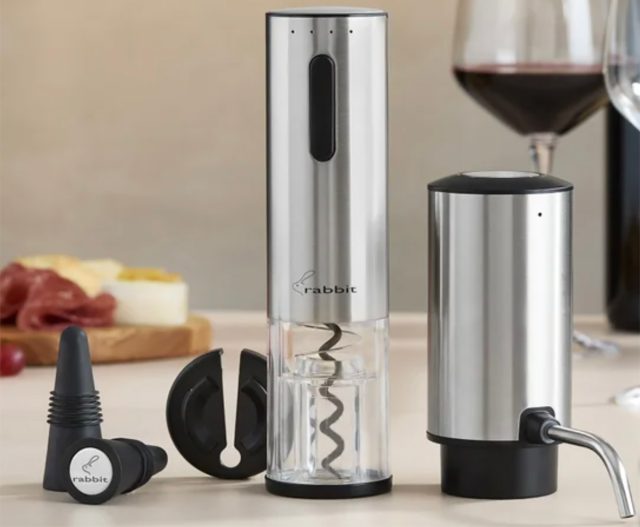 Rabbit 5-piece Wine Tool Set with Electric Corkscrew and Aerator