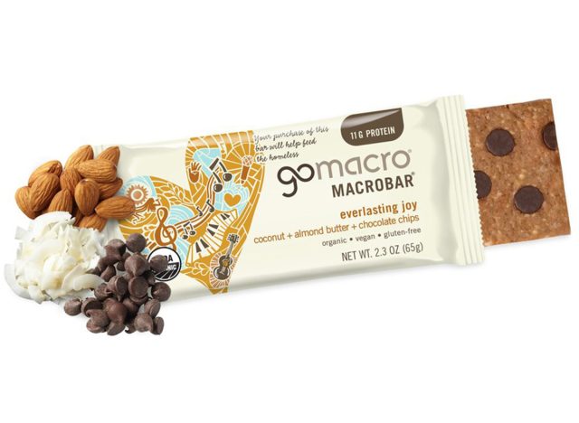 Go Macro Coconut + Almond Butter + Chocolate Chip Bar