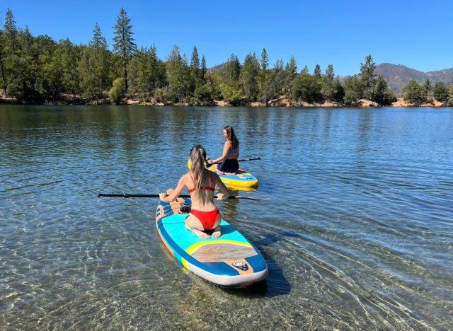 paddleboard yoga