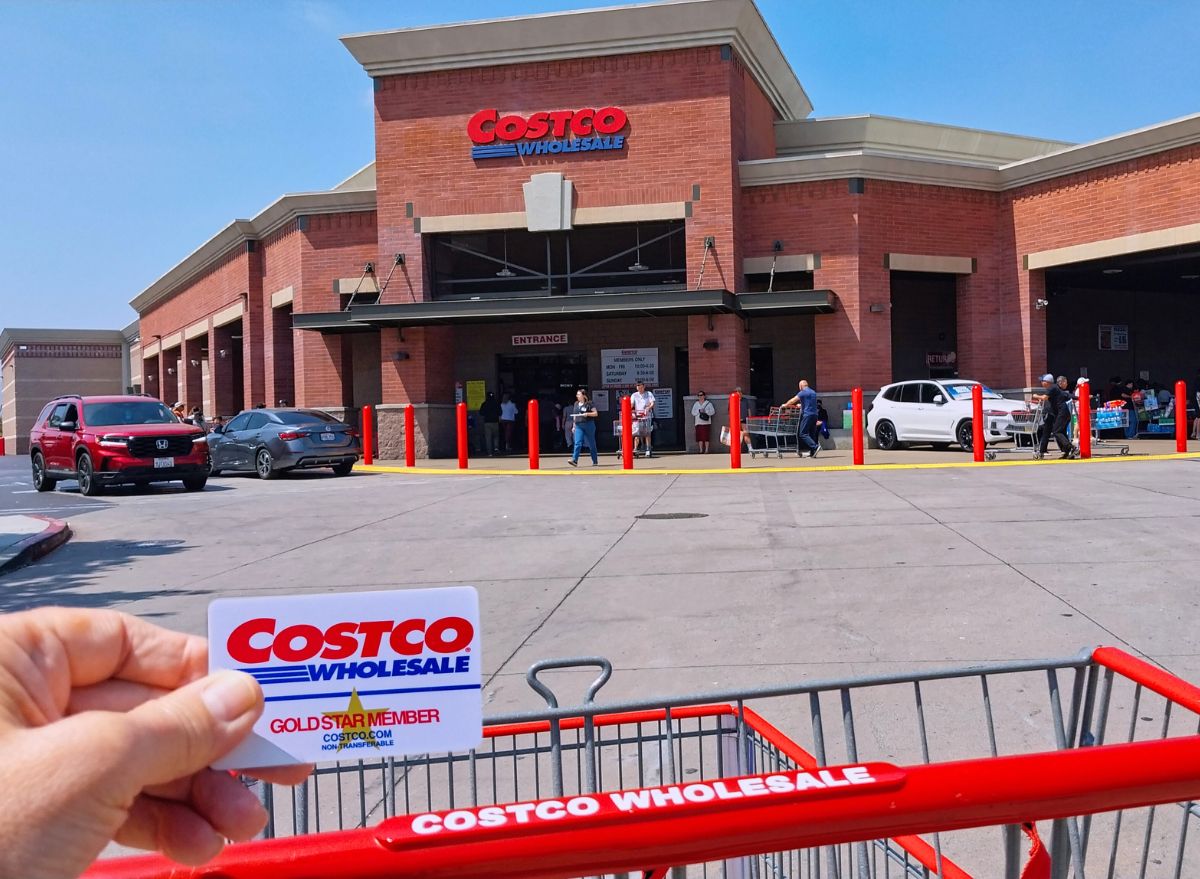 Costco warehouse exterior